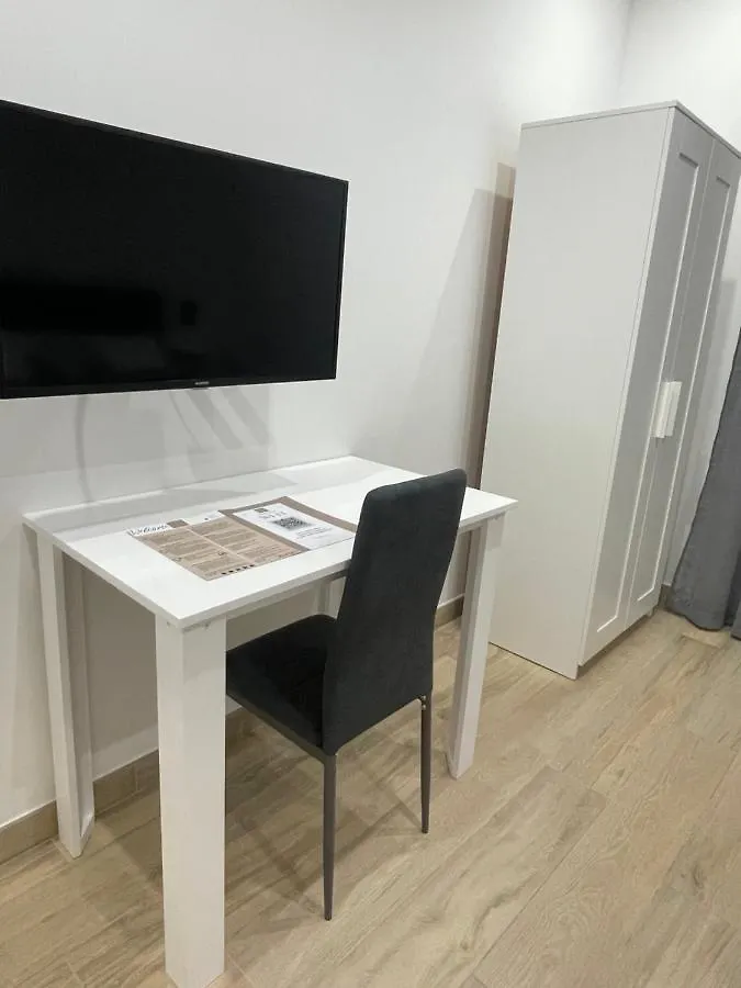Bed & Breakfast Le Chic Rooms Napoli